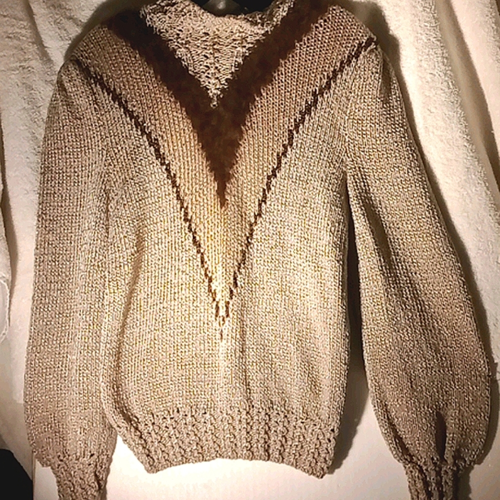 Hand Knits by Beness Cashmere, wool,& fur  Sweater